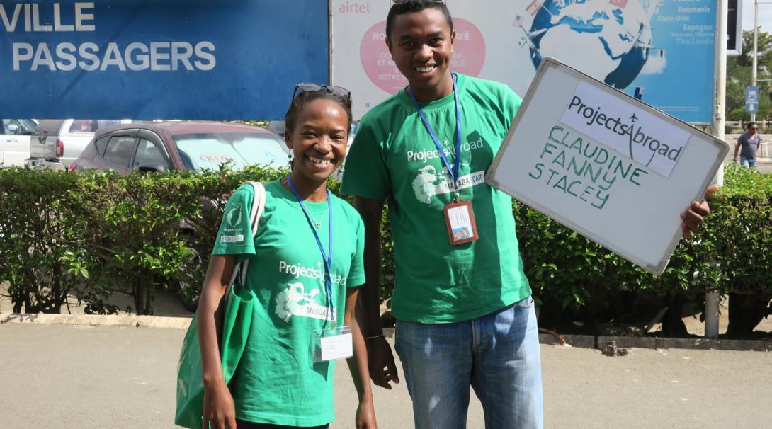 After signing up for a projects during an information event about volunteering abroad, our local destination staff welcomes you. Projects Abroad staff welcome volunteers after they signed up at an information event.